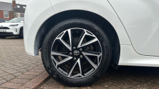 Toyota Yaris 1.5 Hybrid Design 5dr CVT Hybrid Hatchback